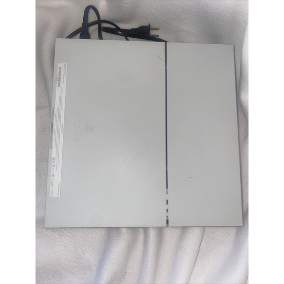 Sony PS4 Console with Controller - White - Picture 8 of 12